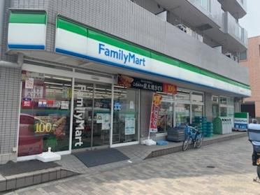 ファミリーマート東砂三丁目店：247m