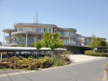 スターバックスコーヒー流山おおたかの森運動公園店：550m