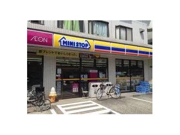 ミニストップ大田中央店：266m