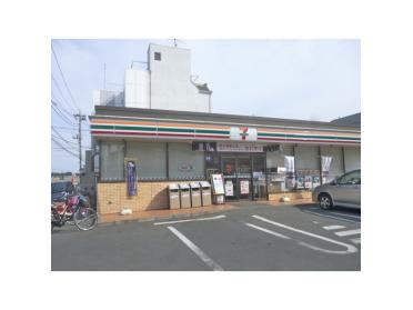 セブンイレブン南流山東店：275m