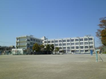 江戸川区立篠崎第四小学校：806m