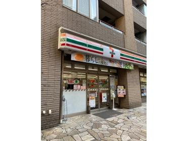 セブンイレブン文京小石川4丁目店：432m