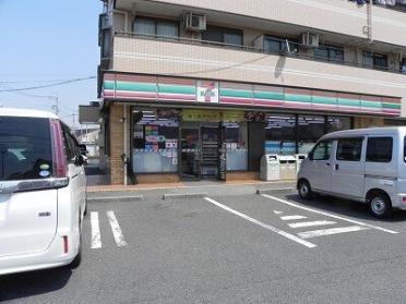 セブンイレブン柏大室店：550m