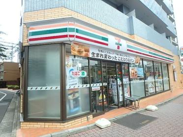 セブンイレブン練馬3丁目店：128m