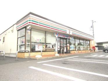 セブンイレブン東金田間店：636m