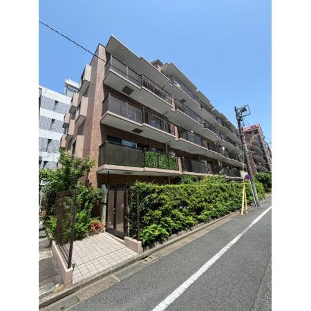 大通り沿いではありません