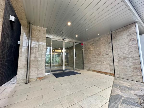 エントランス外観