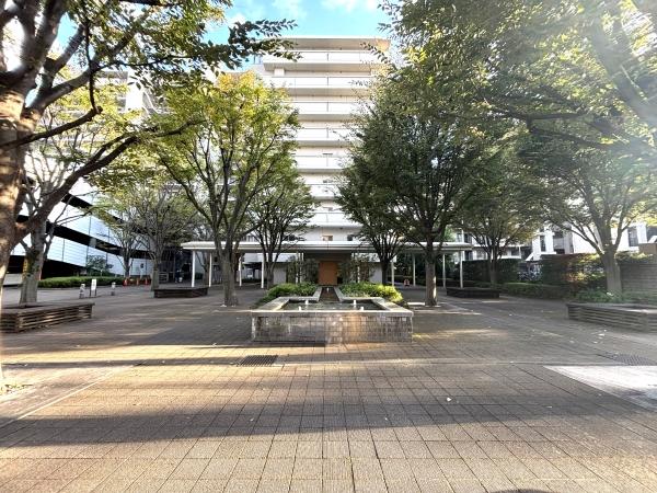 2003年1月完成物件、総戸数299戸の大規模マンション