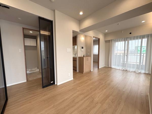 リビング約9.5帖、キッチン約2.9帖