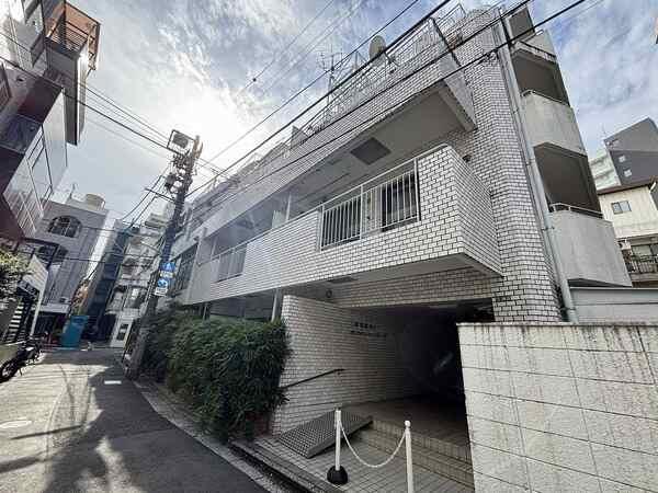 約9.2帖のダイニングキッチン