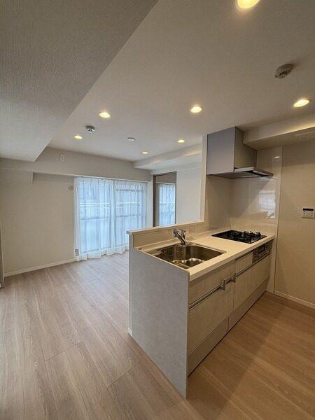 約9.2帖のダイニングキッチン