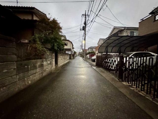 前面道路(撮影年月:2025年10月)