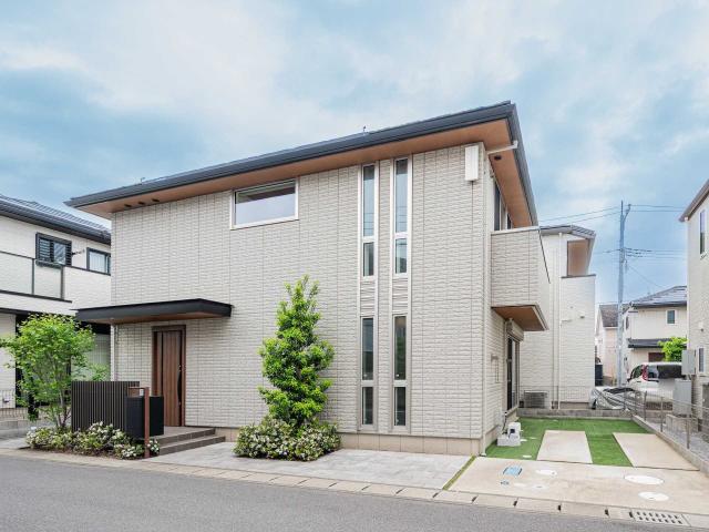 外観：大和ハウス工業(株）施工・軽量鉄骨造の戸建