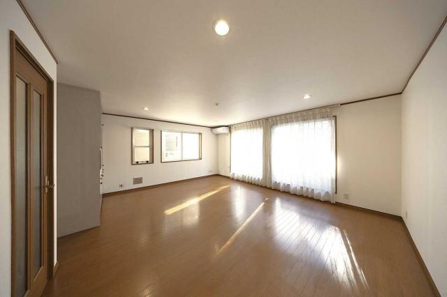 眺望：ルーフバルコニーより