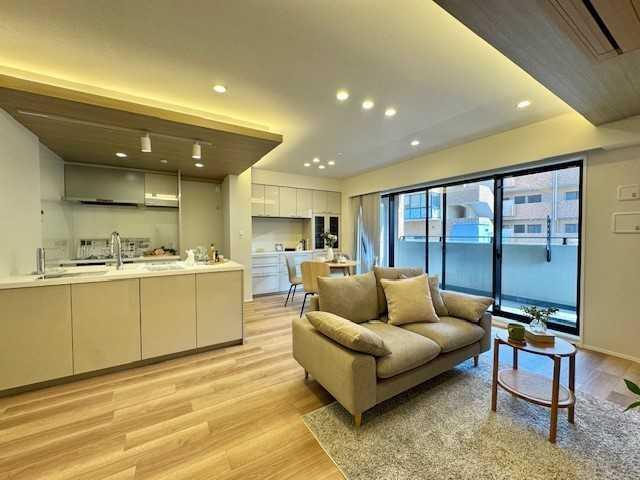 リビング・ダイニング：・家具・調度品は販売価格に含まれません。