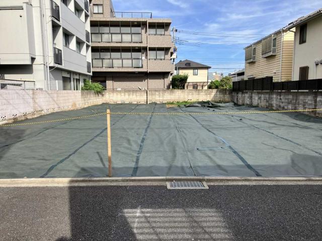 現地：全2区画（手前：1号地／奥：2号地）