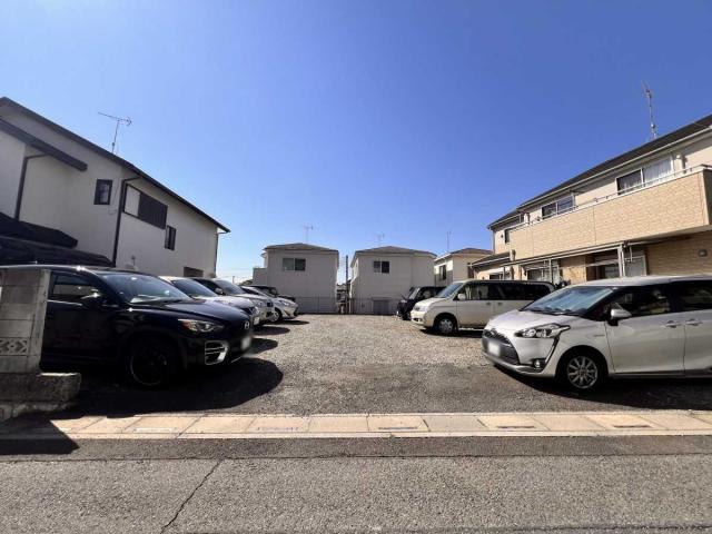 現地：対象地：左側半分(撮影年月：2025年12月)