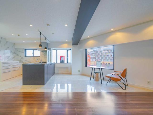 リビング・ダイニング：・家具調度品等は販売価格に含まれておりません