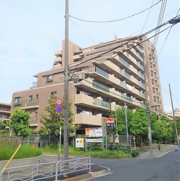 SRC・RC造地上13階建て・総戸数150戸