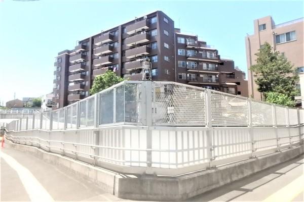 かむろ坂に佇む、ヴィンテージマンション。