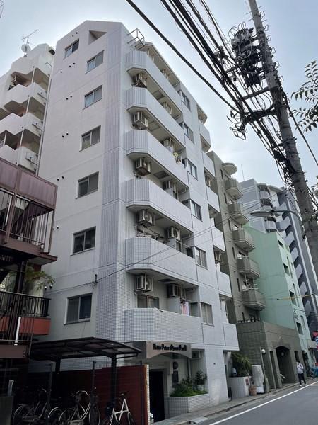 SRC造地上８階建て・総戸数３４戸