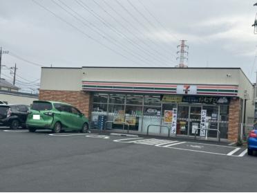 セブンイレブン足立江北橋東店：270m