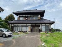 築３８年の木造戸建てです。