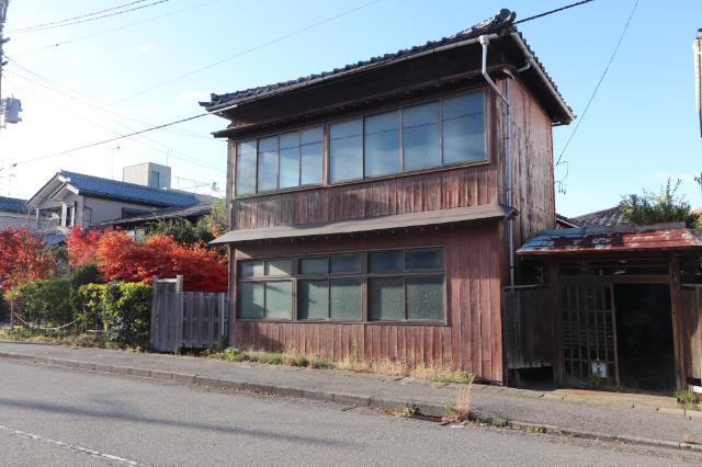 解体更地渡し(現況上物あり)