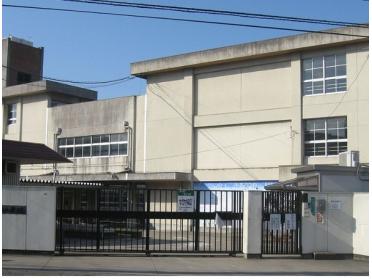 枚方市立船橋小学校：209m