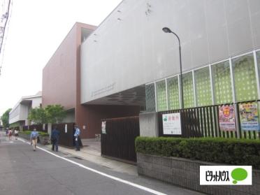 私立大阪国際大学守口キャンパス：597m