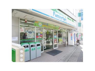 ファミリーマート枚方岡東町店：241m