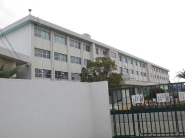 寝屋川市立和光小学校：695m