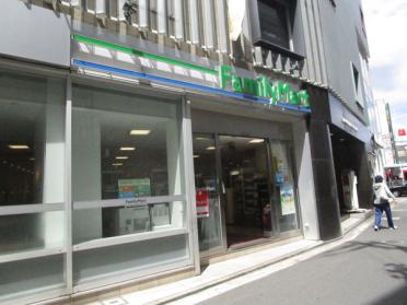 ファミリーマート枚方デパートメントビル店：160m