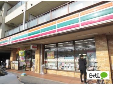 セブンイレブン枚方山之上2丁目店：333m