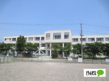 交野市立岩船小学校：807m