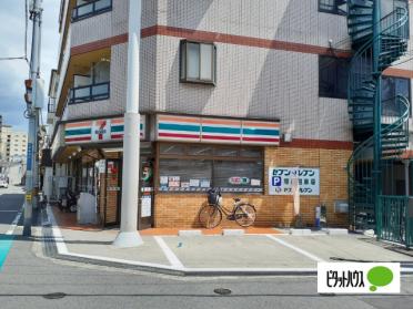 セブンイレブン寝屋川萱島南店：105m