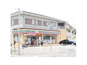 セブンイレブン枚方津田駅前店：330m