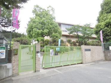 枚方市立香里小学校：589m