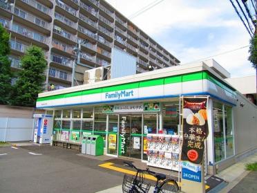 ファミリーマート西淀川佃三丁目店：347m