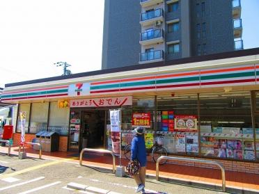 セブンイレブン大阪御幣島6丁目店：448m