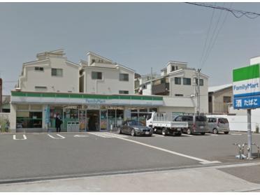 ファミリーマート竹島二丁目店：373m