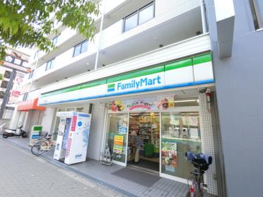 ファミリーマート十三塚本店：191m