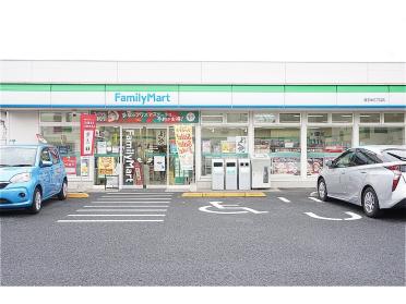 ファミリーマート豊玉中三丁目店：292m