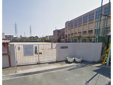 尼崎市立武庫の里小学校：706m