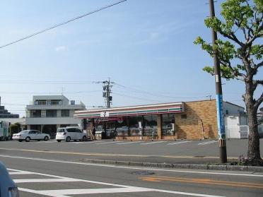 セブンイレブン宮崎檍小学校前店：416m