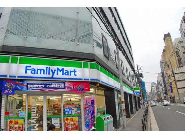 ファミリーマート新町店：88m