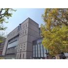 大阪市立中央図書館：854m