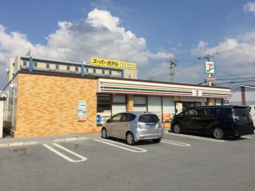 セブンイレブン彦根小泉町店：612m