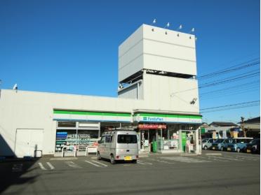 ファミリーマート坂戸千代田一丁目店：495m