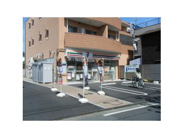 セブンイレブン川崎高津諏訪店：594m